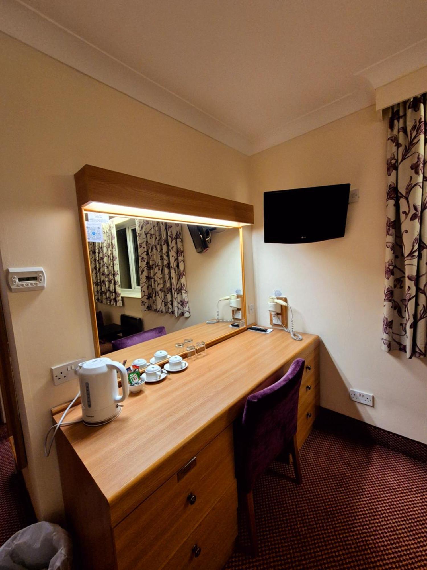Swineshead Supreme Inn Boston מראה חיצוני תמונה